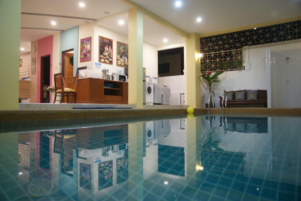 Happy Hostel Паттайя Экстерьер фото