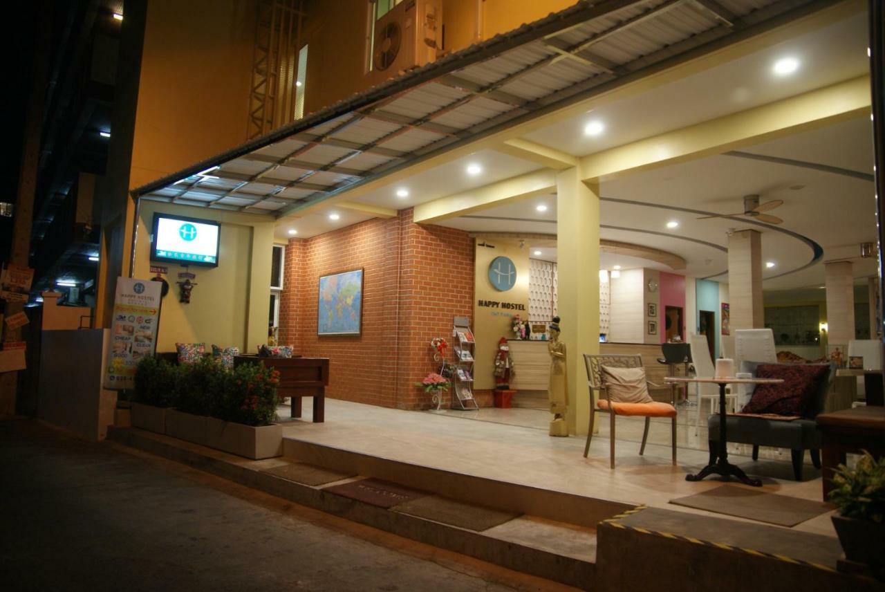 Happy Hostel Паттайя Экстерьер фото