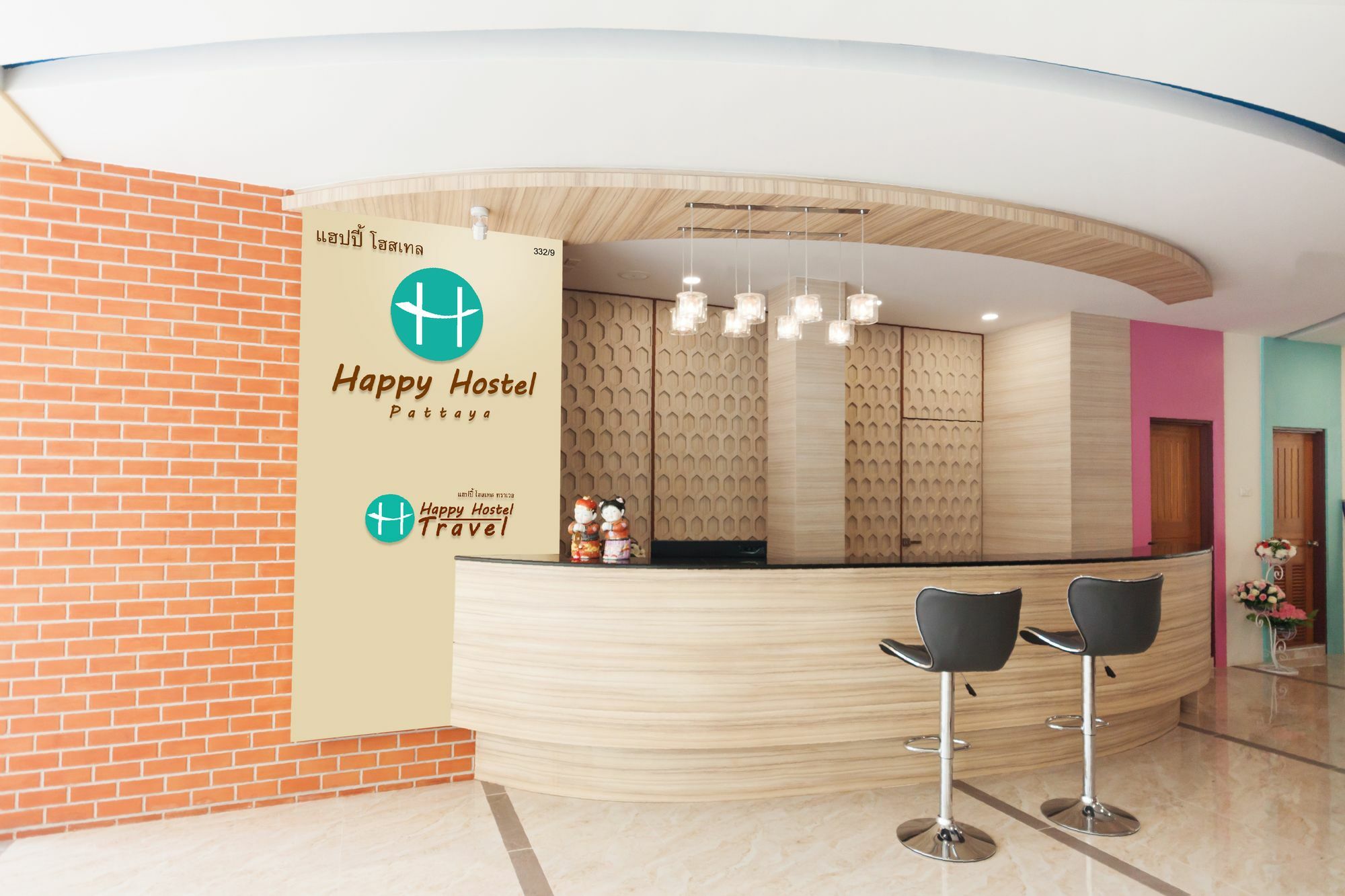 Happy Hostel Паттайя Экстерьер фото